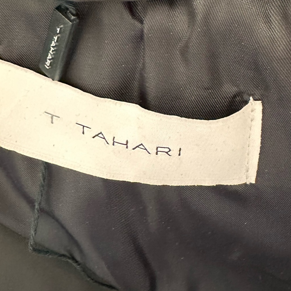 Tahari Women's Elegant Black Puffer Coat - Picture 7 of 8